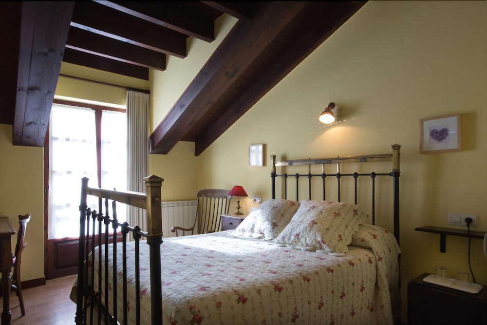 Hotel El Carmen Ribadesella Ngoại thất bức ảnh